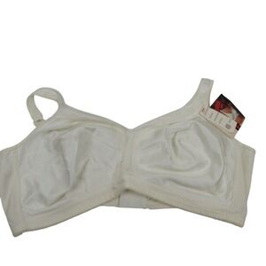 Carnival 40D White Cotton Lined Full Coverage Front‎ Closure Bra 600